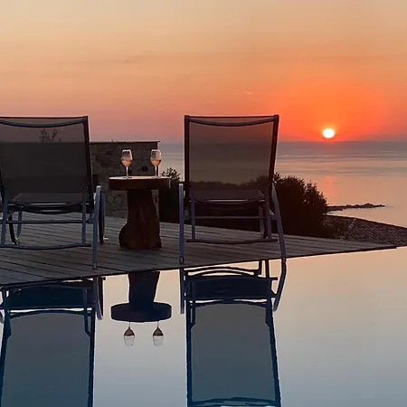 Macagna Guest house *