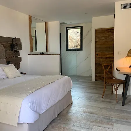 Macagna Guest house